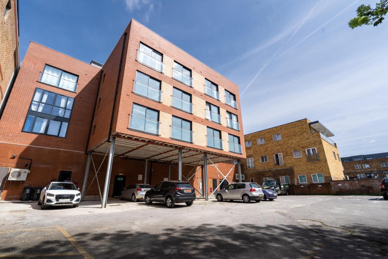 Hemel Apartments- Zen Apartment