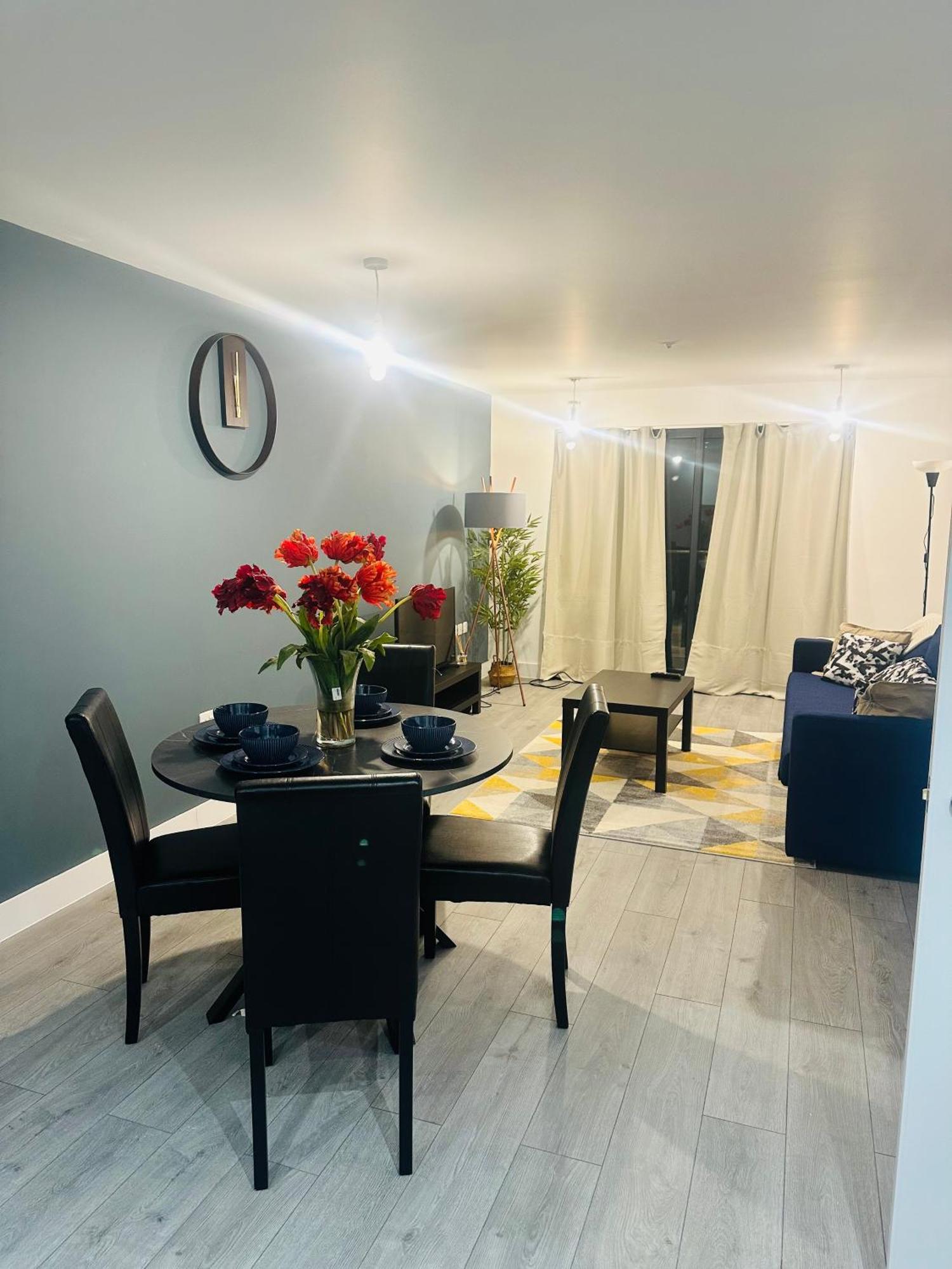 Hemel Apartments- Zen * Hemel Hempstead